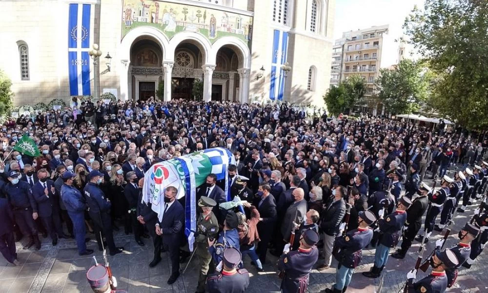 Φώφη Γεννηματά: Έφερε το ΚΙΝΑΛ πιο "κοντά" στο τελευταίο "αντίο"-Η επόμενη ημέρα και η ηγεσία
